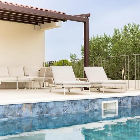 בית נופש House Vrsinka *