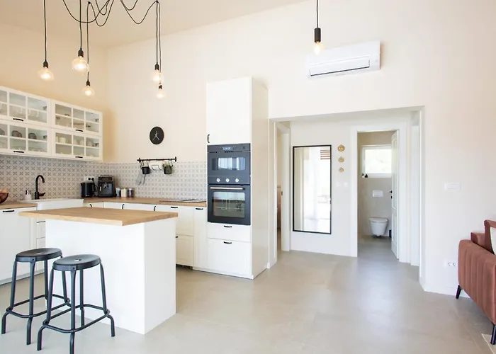 Semesterbostad House Vrsinka *