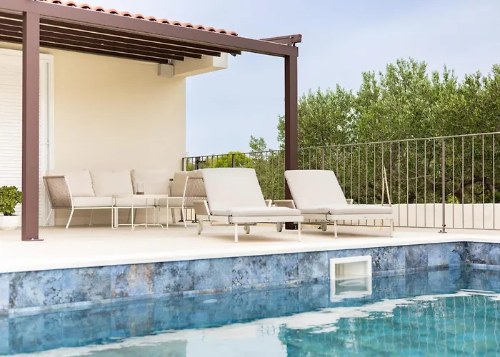 Semesterbostad House Vrsinka *